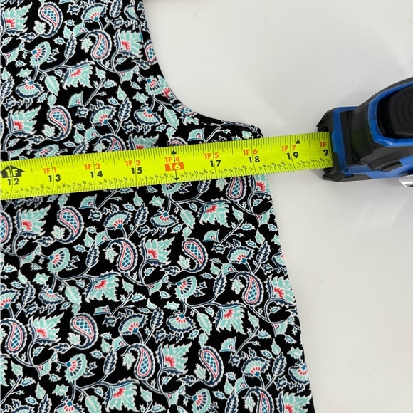 J Jill Wearever Collection Black Floral Paisley Tank Top - Picture 6 of 11